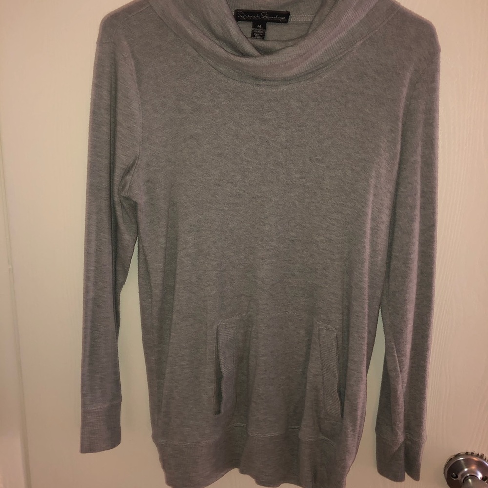 Bundle set of two sweaters